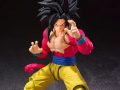 Bandai Dragon Ball GT S.H.Figuarts Super Saiyan 4 Goku