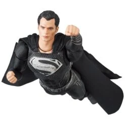 Zack Snyder's Justice League MAFEX No.174 Superman (Black Suit) -Bandai Sales Store 10738dff 68bf 4859 af2d cfea67af62da