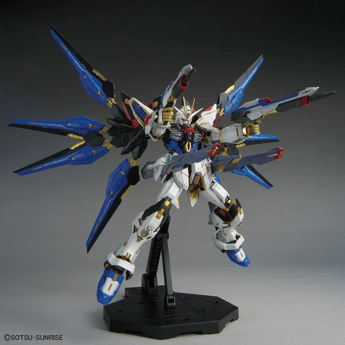 Bandai MGEX 1/100 Strike Freedom Gundam 9 Bandai MGEX 1/100 Strike Freedom Gundam - Image 7