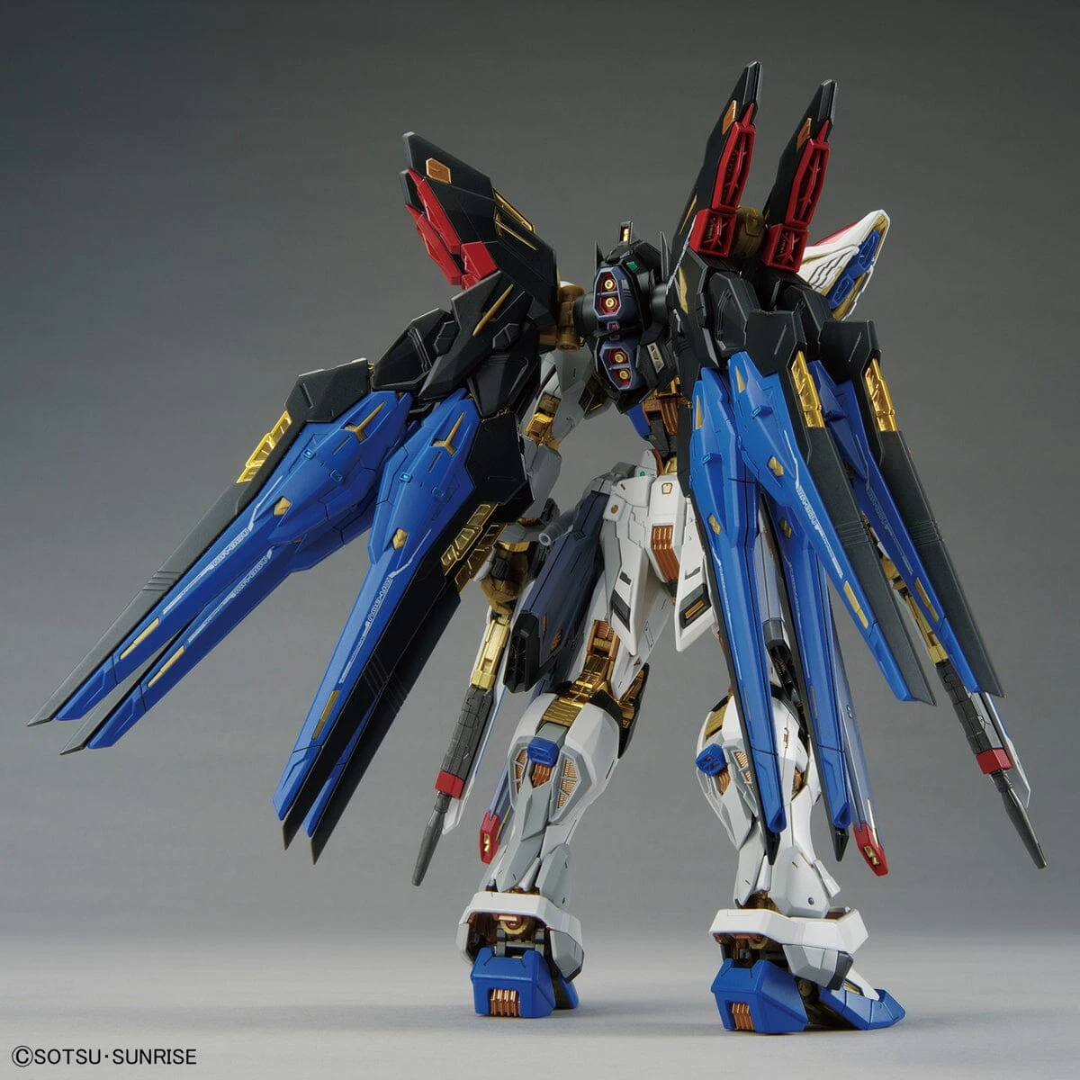 Bandai MGEX 1/100 Strike Freedom Gundam 12 Bandai MGEX 1/100 Strike Freedom Gundam - Image 10
