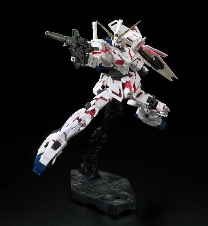 Bandai RG 1/144 #25 Unicorn Gundam 14 Bandai RG 1/144 #25 Unicorn Gundam - Image 12