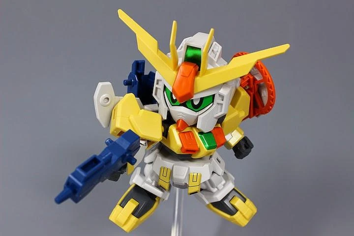 Bandai Hobby SDBF Winning Gundam Model Kit 7 Bandai Hobby SDBF Winning Gundam Model Kit - Image 5